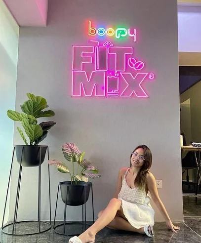 Kim Molina's company FITMIX