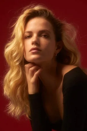 Elektra Kilbey is 31 years old in 2022