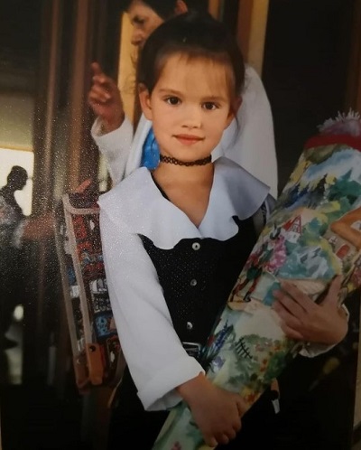 Emilia Schule childhood picture
