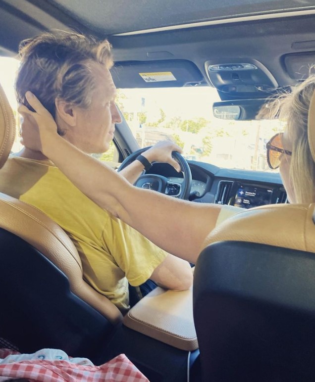 Valerie Chaney and her hubby in car