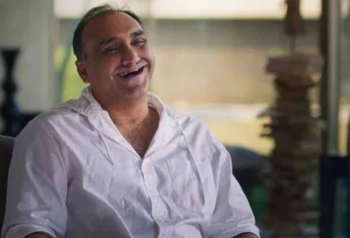 Adira Chopra's father is an Indian filmmaker