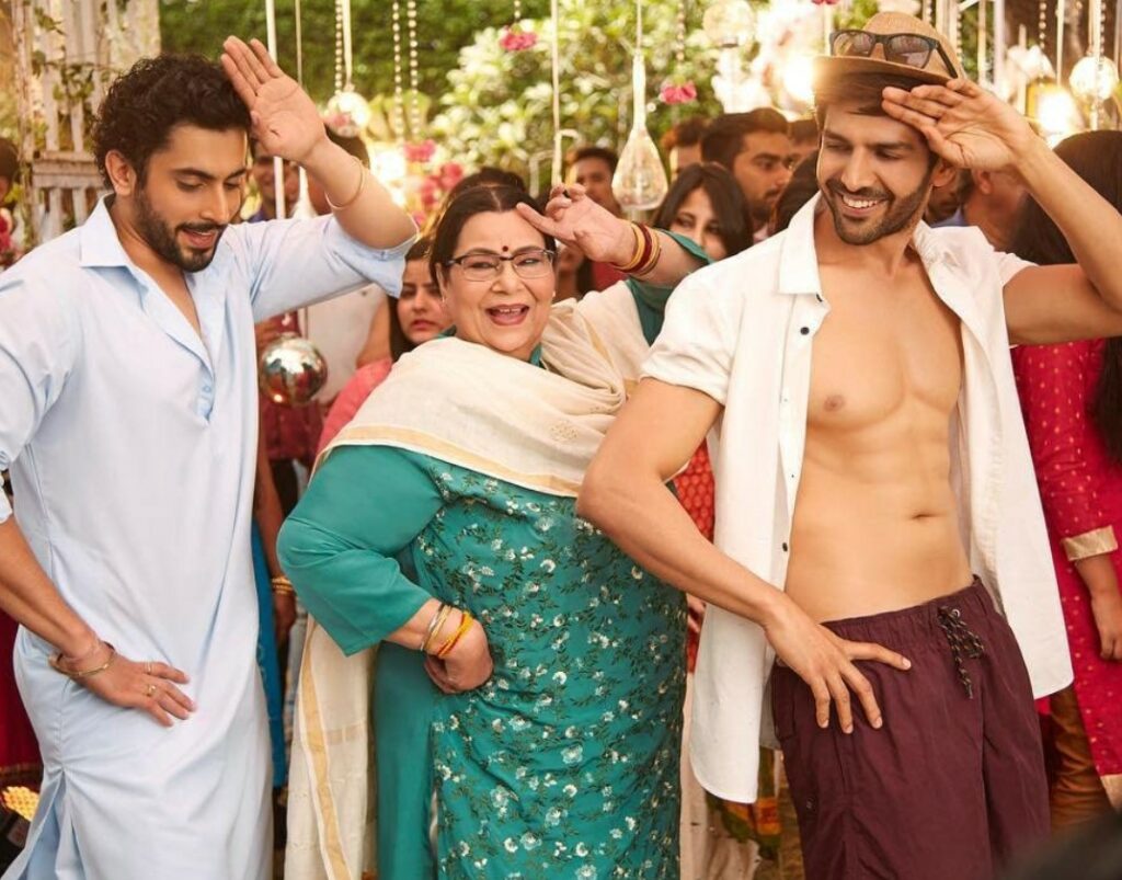 Madhumalti Kapoor in Sonu Ke Titu Ki Sweety