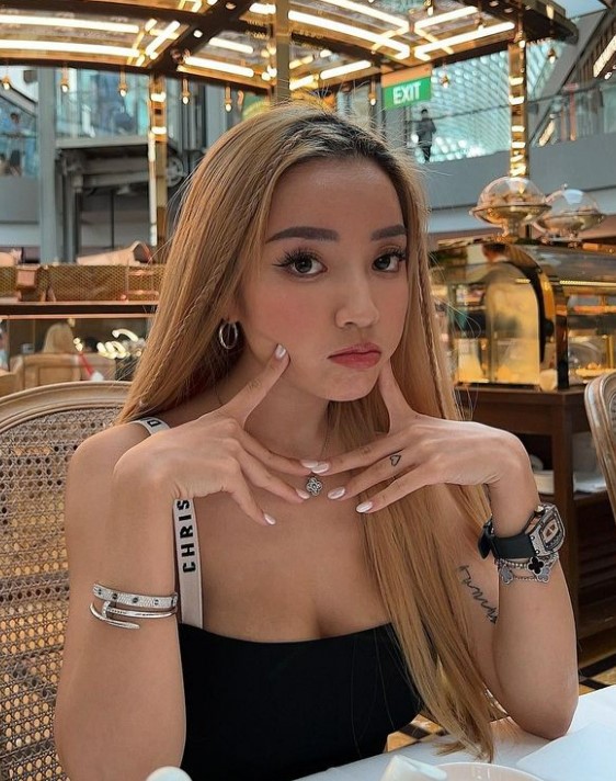 Naomi Neo career