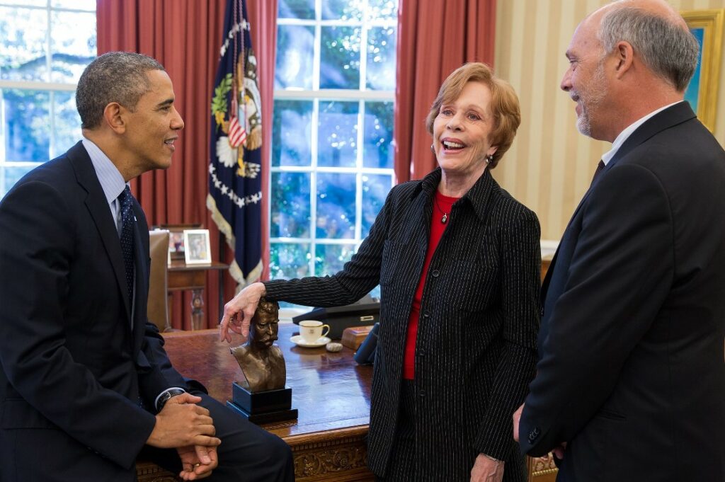 Brian Miller and Carol Burnett during their meeting with Barack Obama