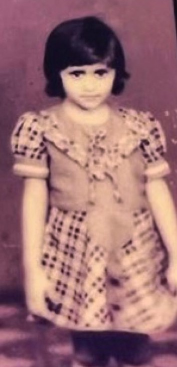 Childhood image of Saira Banu
