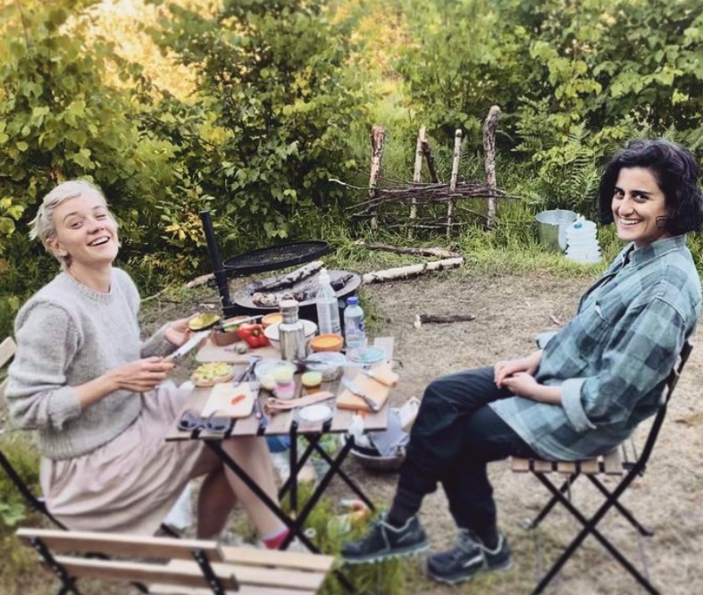 Fanny Louise with fellow actress, Özlem Saglanmak