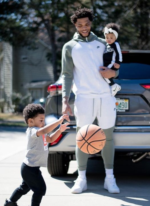 Miles Bridges with his daughter Aylä Marie and son