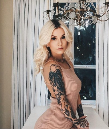 Victoria Triece inked various tattoos on her body