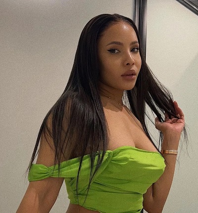 Thuli Phongolo Body Features