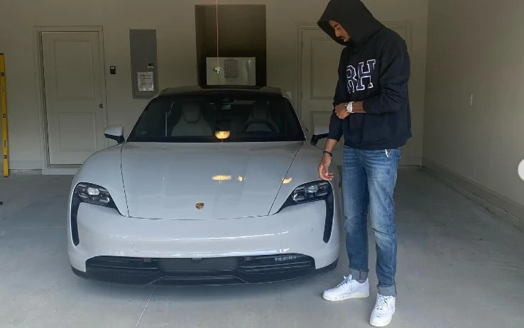 Alade Aminu's net worth