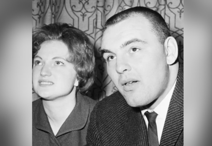 Helen Essenhart Wiki, Bio & Age