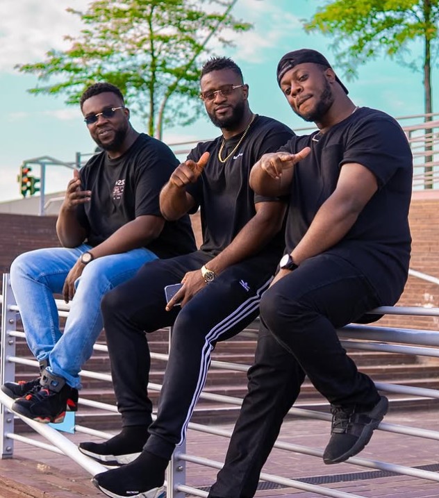 Jokah Tululu with his friends