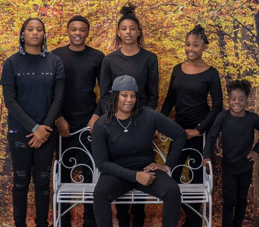 Anayah Rice with her family