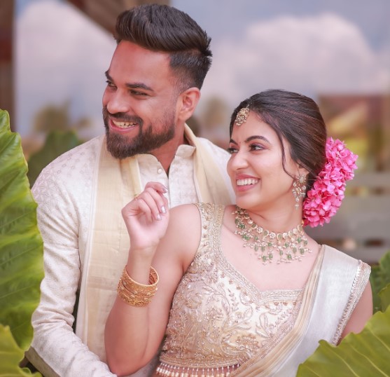 Anju Kurian with her fiance