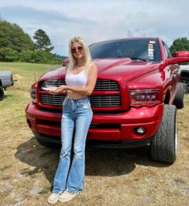Lindsay Bercosky (TikTok Star) Height, Biography, Age, Boyfriend