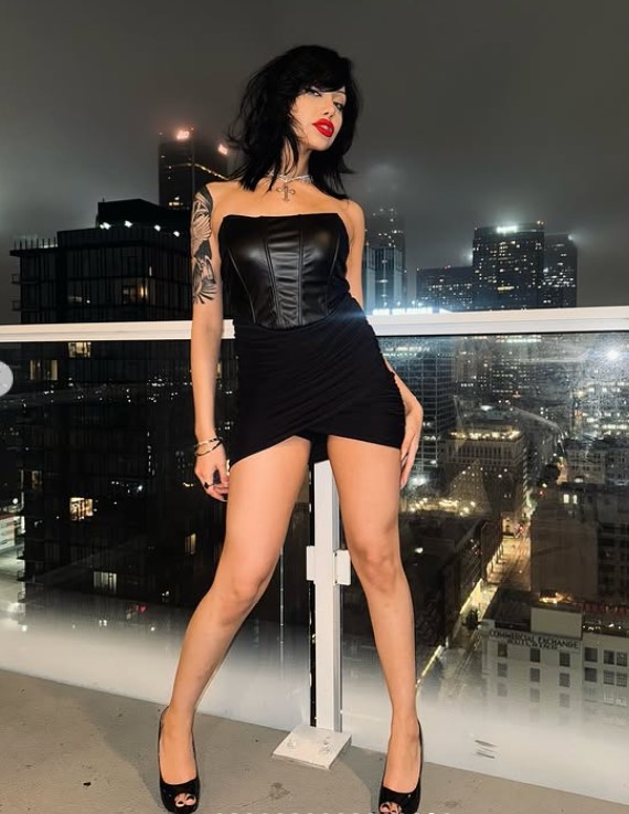 Maya Winky height