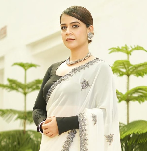 Neha Pawar bio