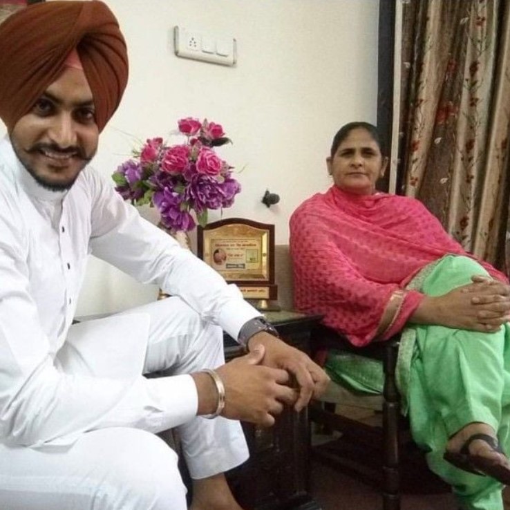 Rajvir Jawanda with his mother '