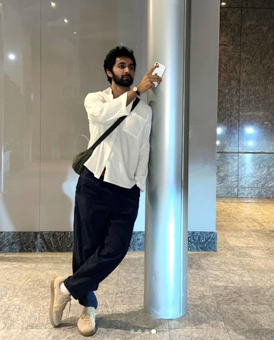 Rohan Gurbaxani height
