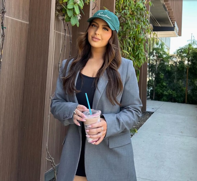 Alexis Oakley wiki