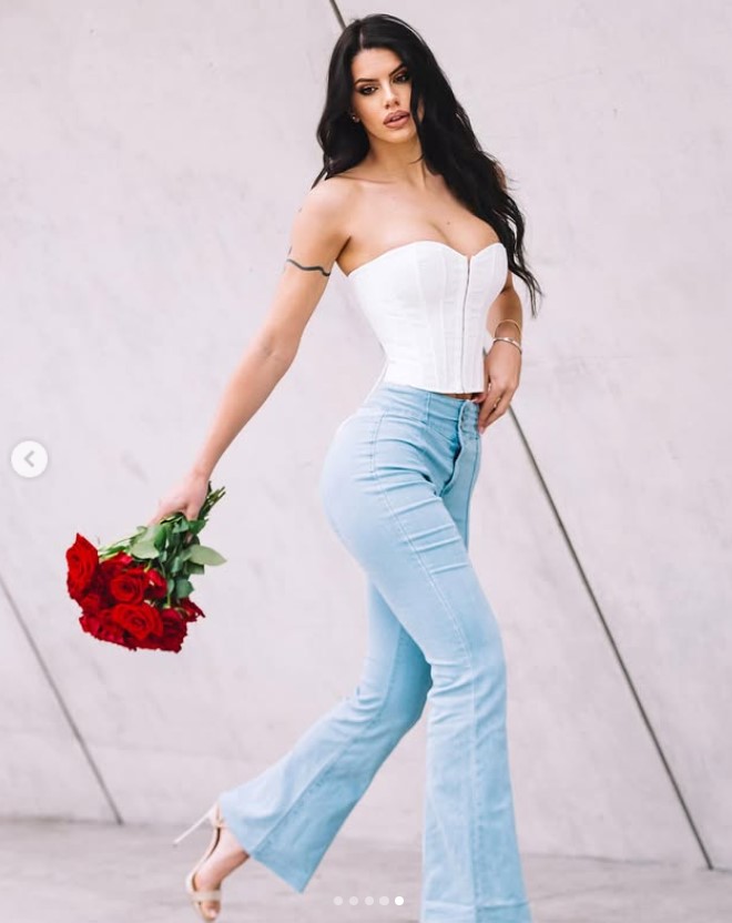 Antonella Fiordelisi height