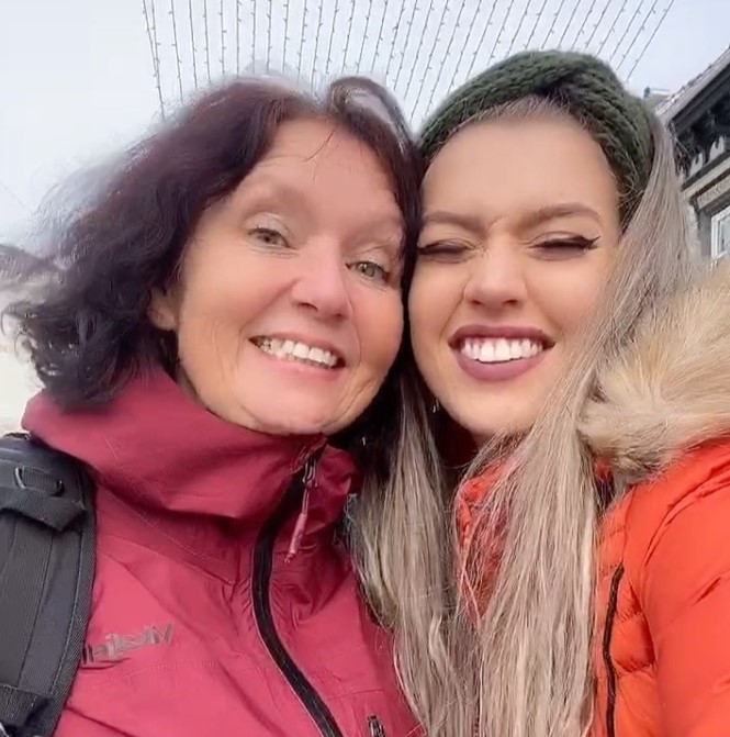 Henriette Kornelia Kjørmo with her mom