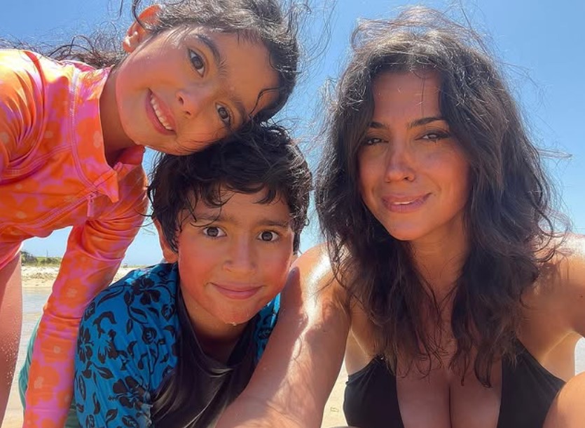 Laleh Mohmedi with her kids