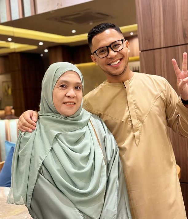 Sudirman Tahir with his mother