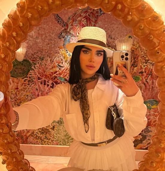 Vina Mohammadi age