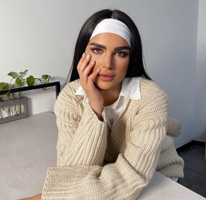 Vina Mohammadi biography