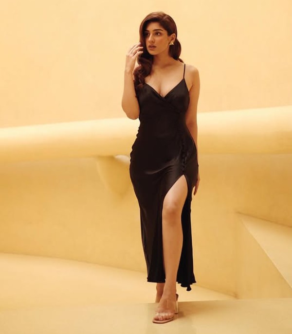 Yukti Thareja height