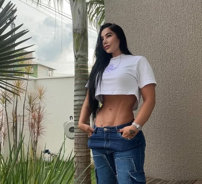 Estefania Echavarria bio