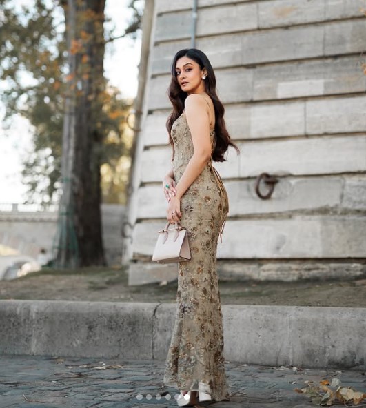 Aishwarya Arjun height