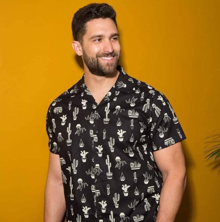 Jonathan Dobal bio