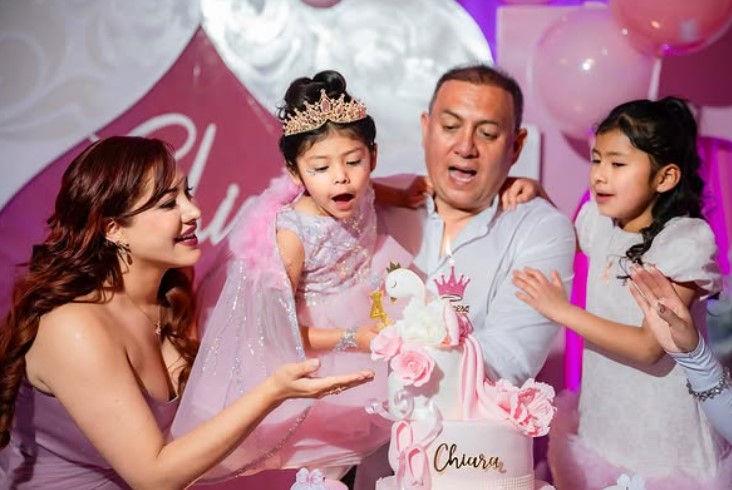 Lesly Castillo with her husband and daughters