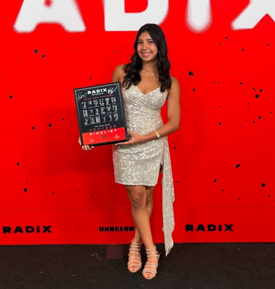 Vanessa Soto height