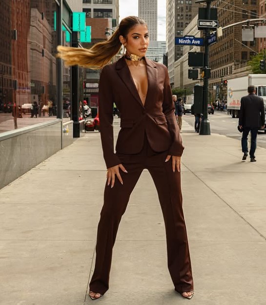 Hariany Almeida height