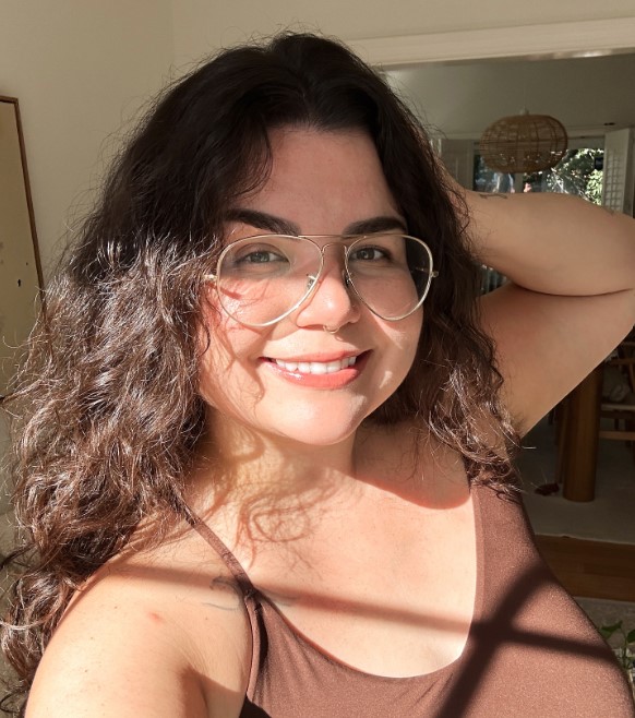 Michaela Angemeer bio