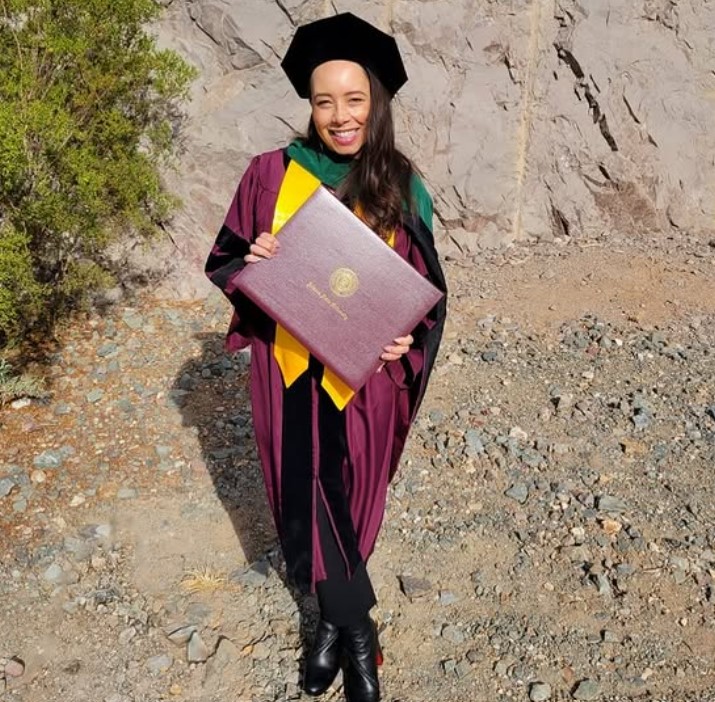 Samantha Clayton education