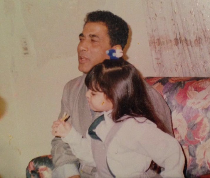Alya Assaf's old image with her dad