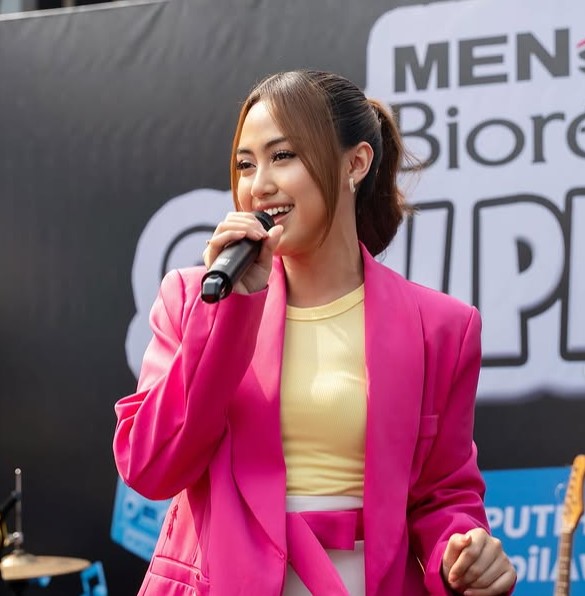 Fransisca Saraswati bio