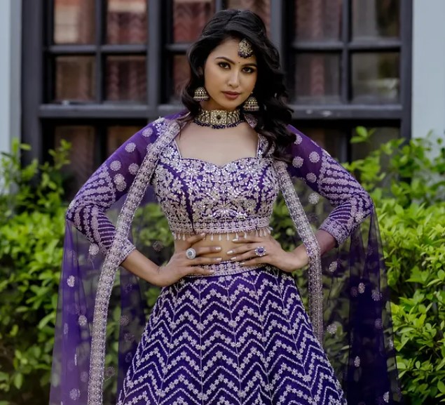 Gayathri Sri bio