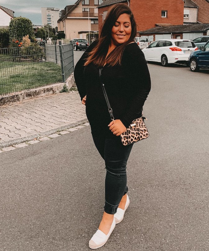 Janina Arguioui height