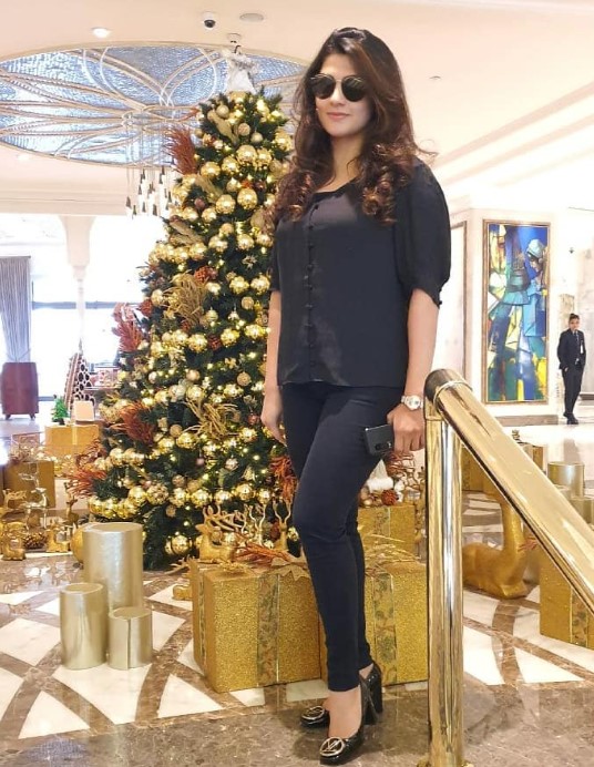 Radhika Kumarswamy height