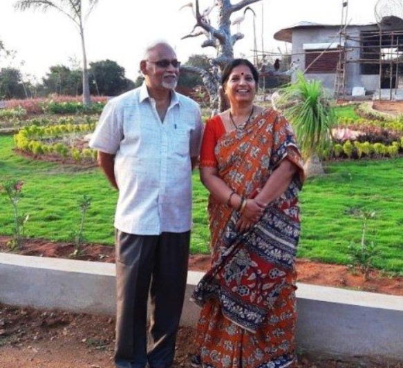 Reshma Pasupuleti's parents