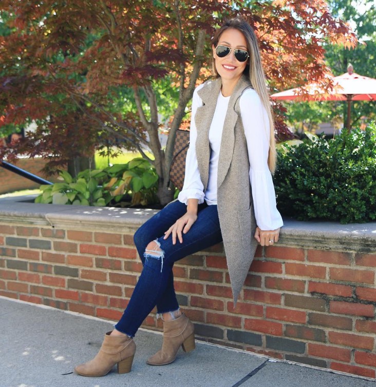 Myka Stauffer bio