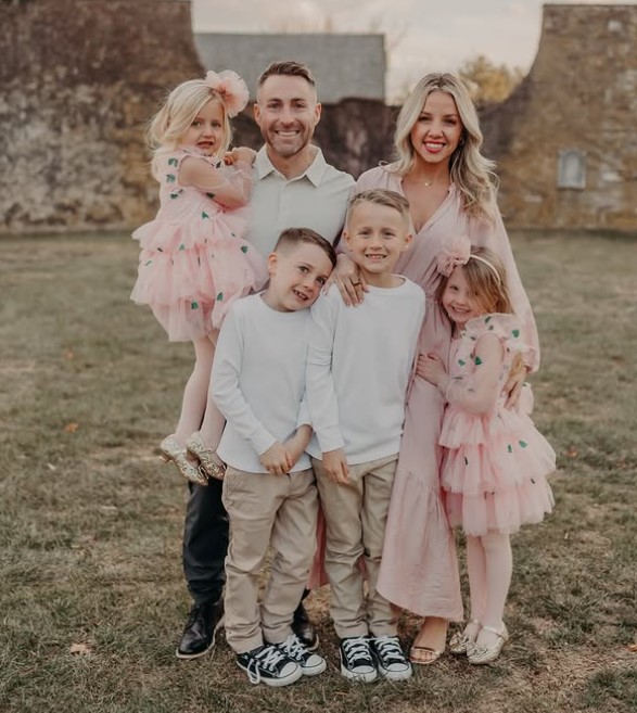 Tiffani Beaston with her husband and kids