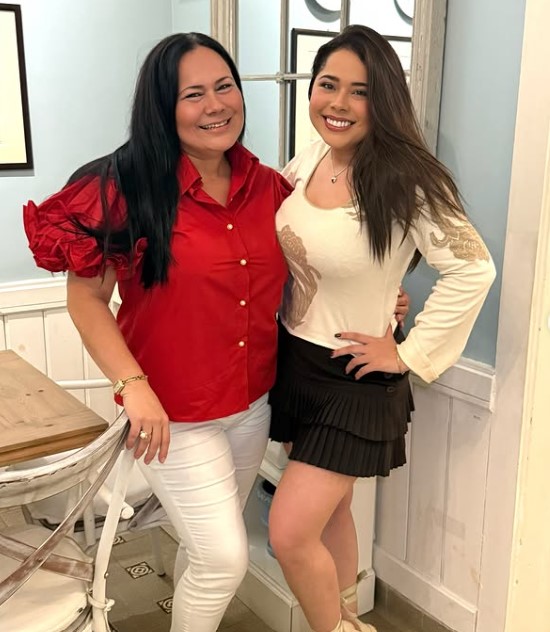 Alisson Staff with her mom