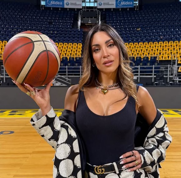 Felicia TsaLapati bio