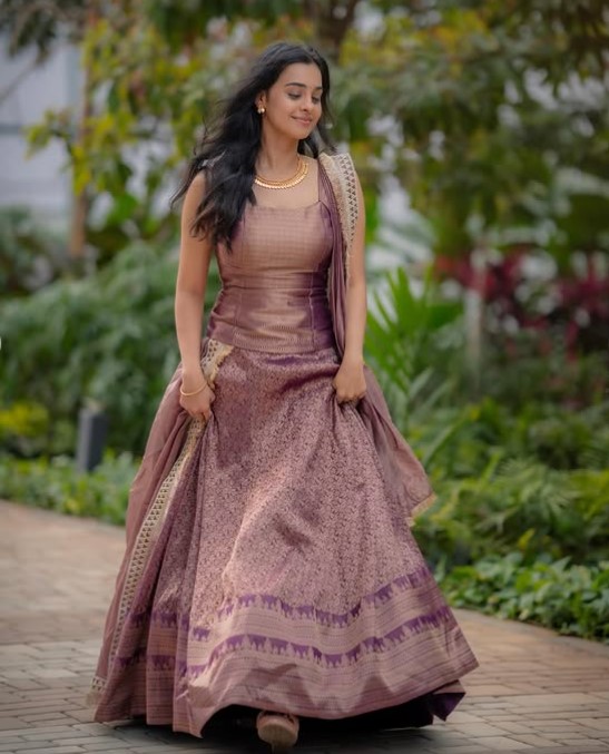 Gopika Udayan height